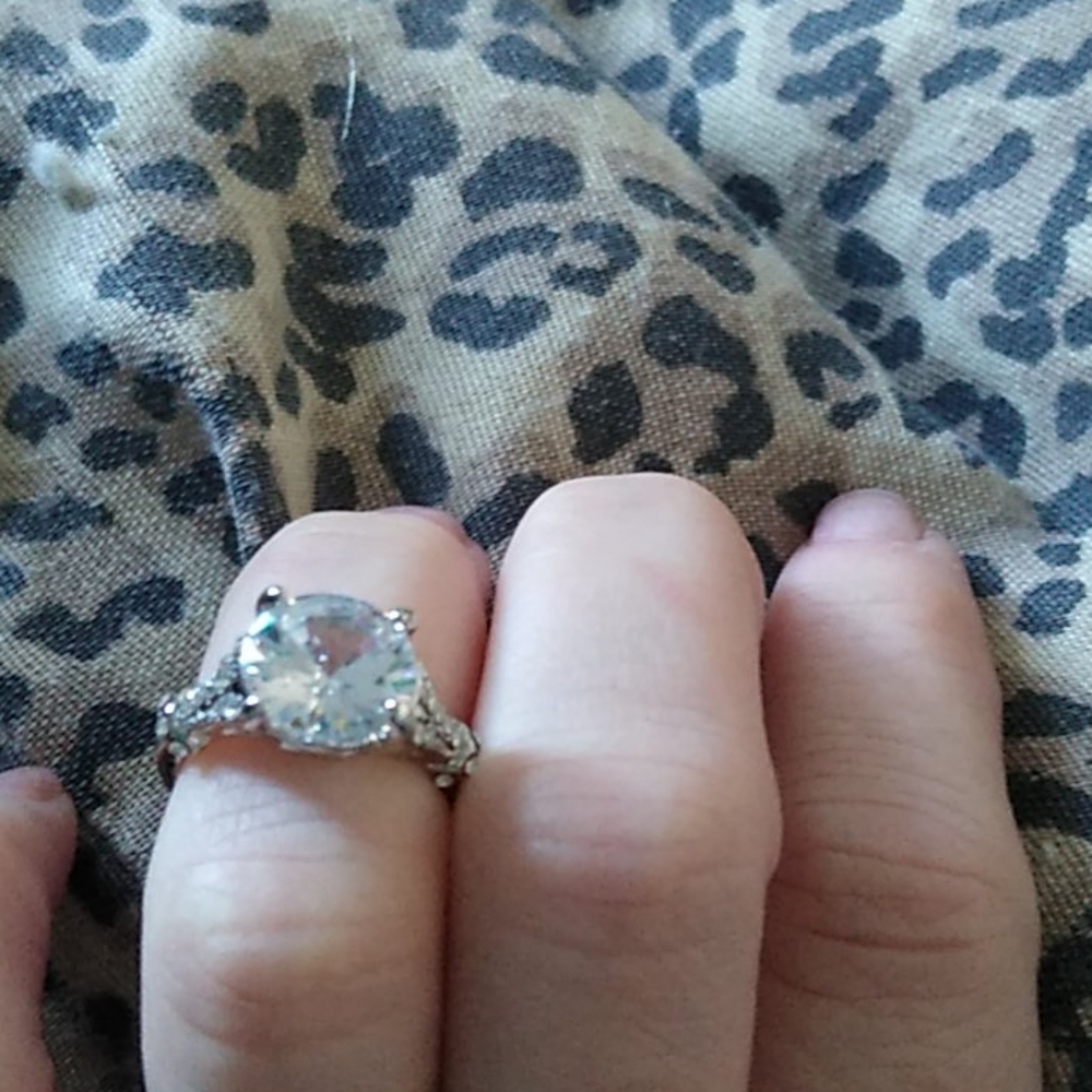 Diamond engagement Ring